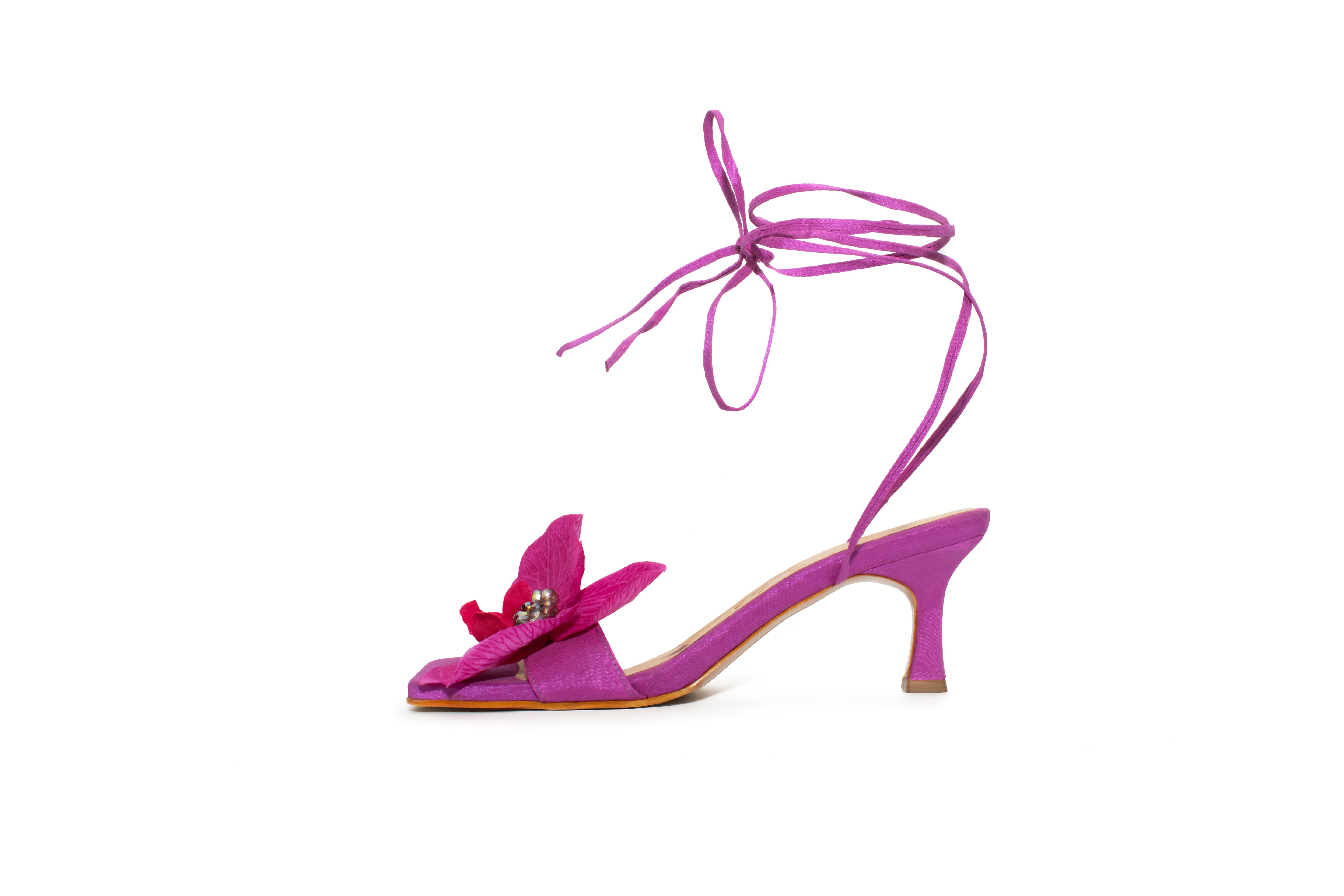 Cattleya Magenta Heels
