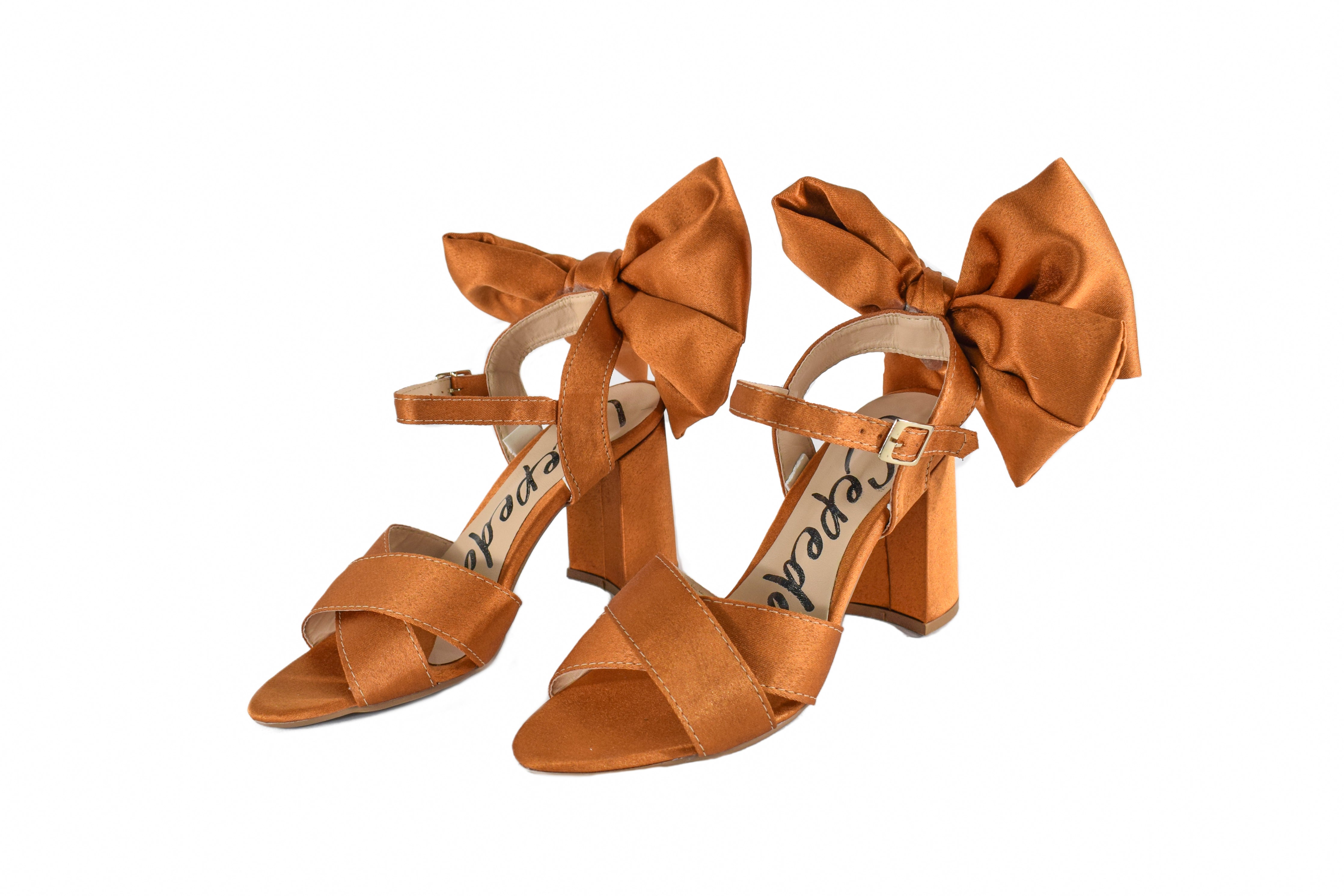 Merle ocre sandals